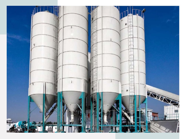 Строительство цементных силосов в Новороссийске