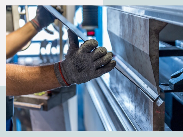 Гибка металла в Новороссийске